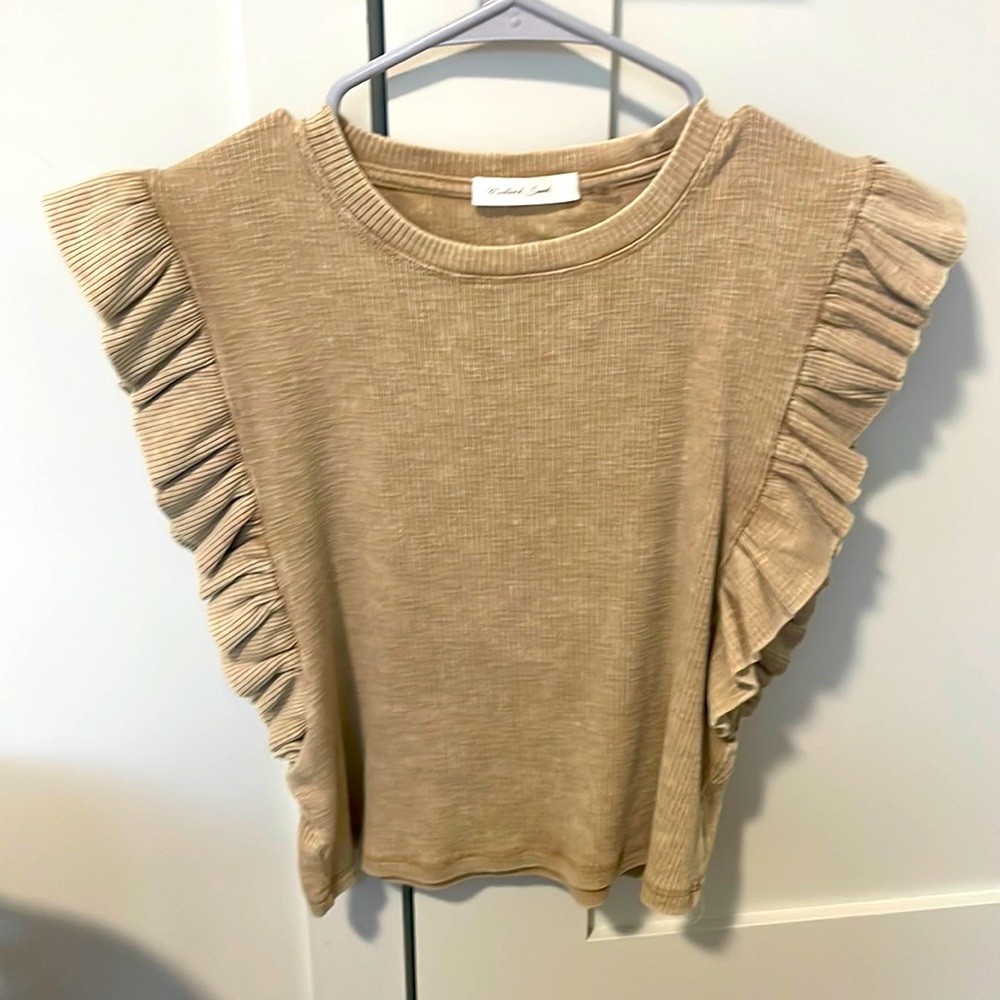 Ruffle shirt